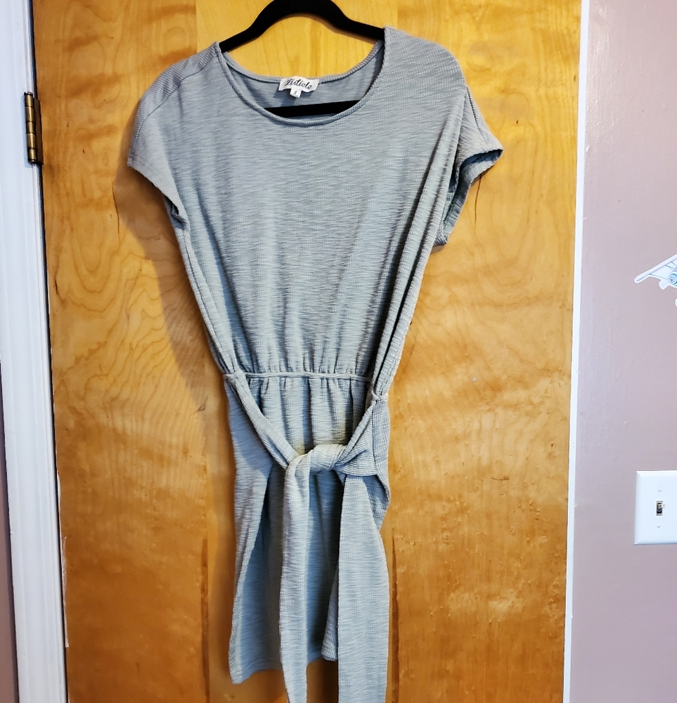 Short sleeve waffle knit dress size Small